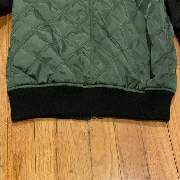 Bomber jacket - Picture 3 of 7